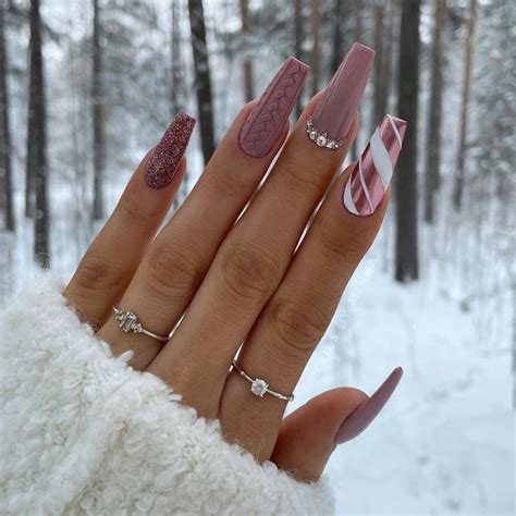 Pin By Leona On Nail Design Christmas Nails Coffin Nails Long