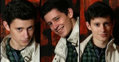 Videos Porno Gay JOVENCITO DE 18 AÑOS ME MUESTRA SU VERGA JUGOSA Y SU DELICIOSO CULITO