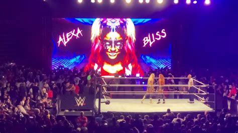 Alexa Bliss Entrance Wwe Supershow Hershey Pa 92521 Youtube