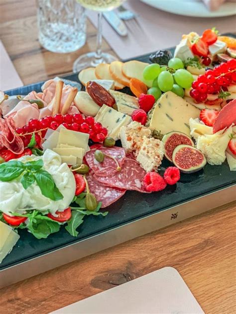 Cheeseboard K Se Und Antipasti Platte Fingerfood Rezepte Kalt