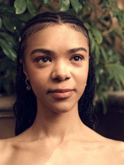 10 Hot Sexy India Amarteifio Bikini Pics