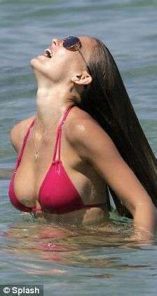 Spot Of Glamour Bar Refaeli Pink Bikini On The French Riviera