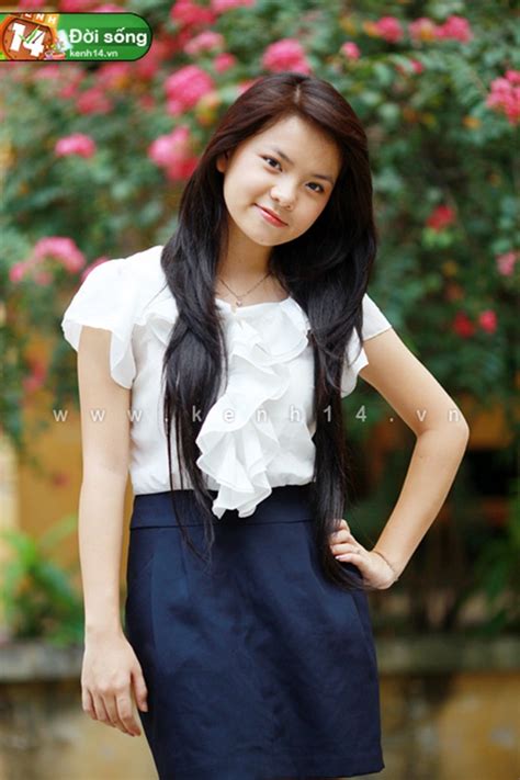 Nh Ng Hot Girl T Ch I L N S N Ngh Thu T I Du H C