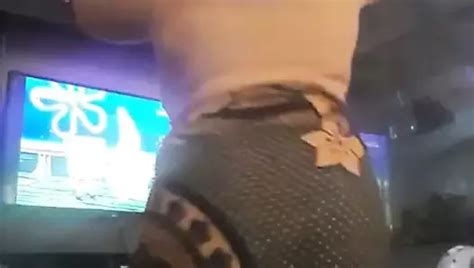 Une Milf Salope Xhamster