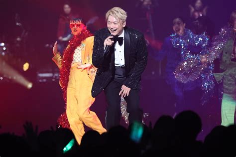 画像113 香取慎吾、ソロライブで感極まる「泣かせるなよ」seventeenコラボ曲初披露含む至極の100分【black Rabbit