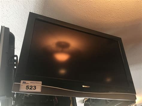 SHARP AQUOS 32 INCH LCD TV - Able Auctions