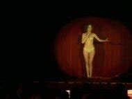 Naked Toni Marcell in Der må være en sengekant