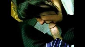 Close Up Amateur Neukt Voor De Camera PORN300