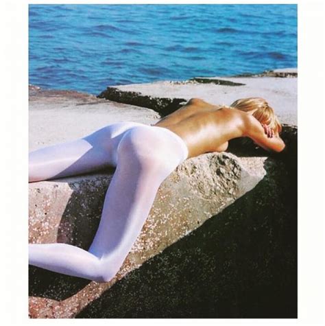 Gigi Hadid Nude And Sexy 75 Photos The Fappening