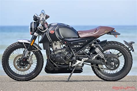 F.B MONDIAL HPS300 - 2ページ目 (2ページ中) ：過去と未来が交錯するアヴァンギャルドなフォルム - バイク車両インプレ ...