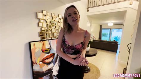 Stepmom A Hot Bathroom Fuck