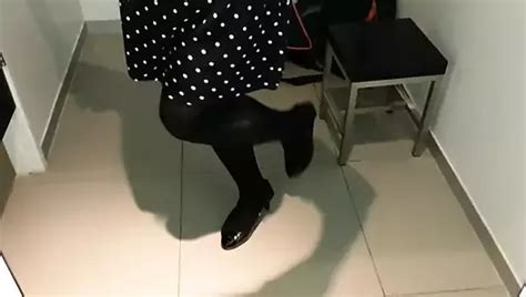 Black Patent Pumps With Pantyhose Teaser 3 Gay Porn D3 XHamster
