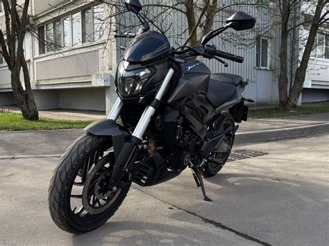Купить б у Bajaj Dominar 400 инжектор 6 передач в Москве чёрный naked bike 2021 года по цене