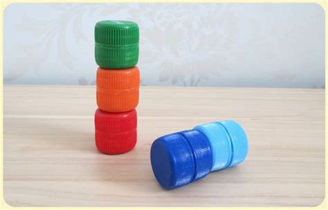 Игры с магнитами | Магнит, Игры, Крышечки