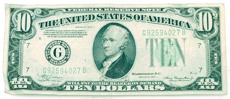 Lot - 1934 Series A U.S. Federal Reserve $10 Bill / Note