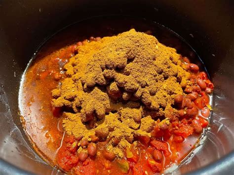 how to cook chili in a pressure cooker