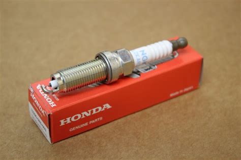 122905R0003 Spark Plug (single) New genuine part | Deutsche Parts