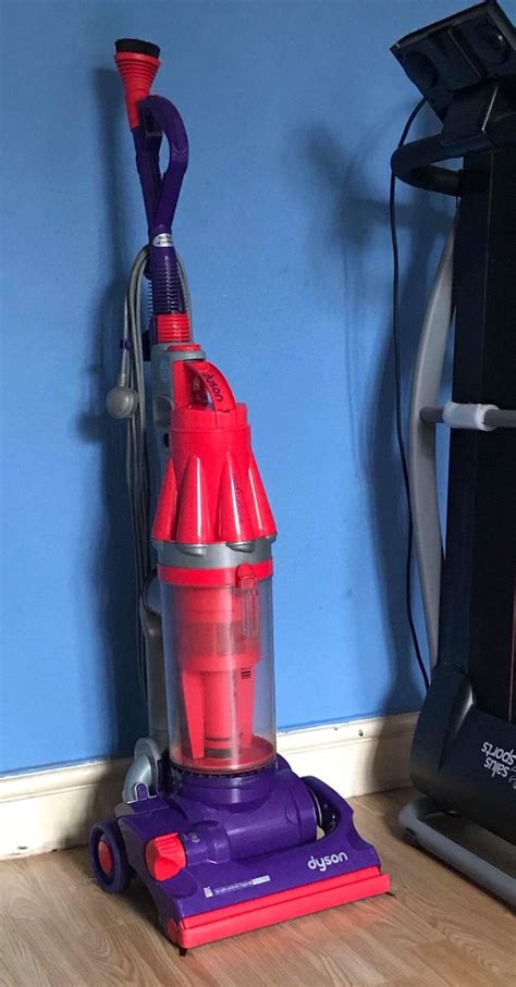 Dyson Dc07 Root 8 Cyclone Upright Vacuum In Wr11 Wychavon Für 4000
