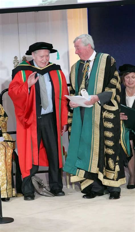 Irish American billionaire Chuck Feeney laid to rest in Ireland - Irish