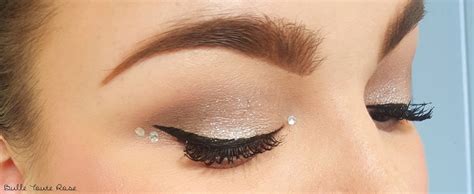 Une Bulle Toute Rose Soft Sweet Christmas Makeup Look Avec La NAKED 2