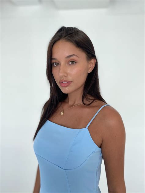 Model: Camila | MMG Models