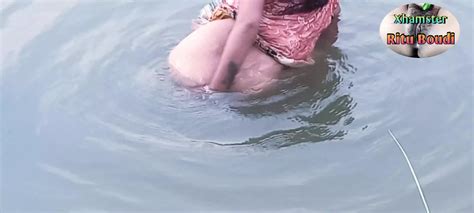 My Honey Bhabhi See How He Bathed Indian Mature Porn XHamster
