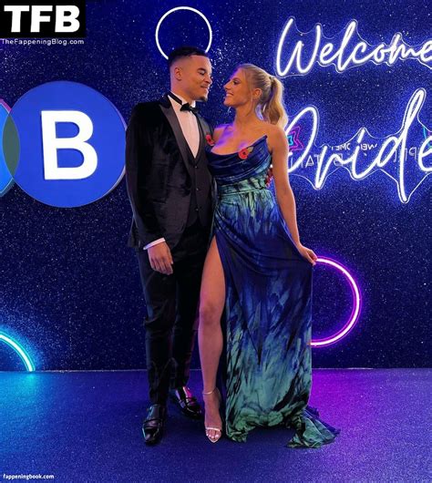 Chloe Burrows Chloeburrows Nude The Fappening Photo 1446609 FappeningBook