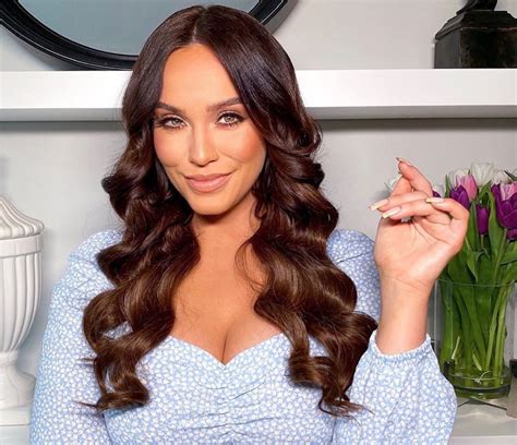 Vicky Pattison Slams Vile Body Shamers As She Shares Candid Bikini Snaps Goss Ie
