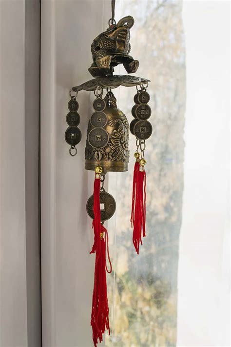 How to Use Feng Shui Wind Chimes for Wealth and Good Fortune!