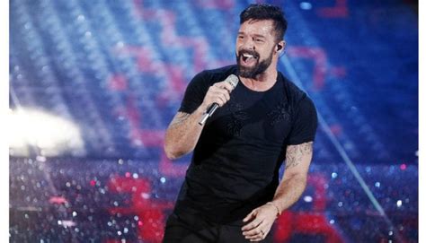 Ricky Martin Estar De Gira Por M Xico Iheartradio