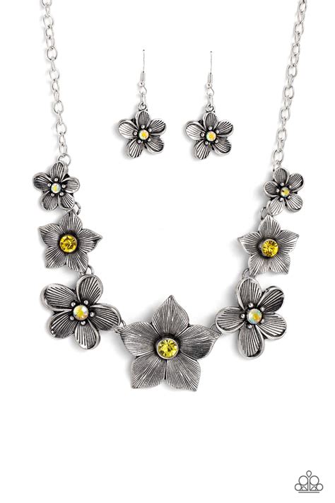 Free FLORAL - Yellow – Chic Accessories Boutique