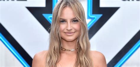 Karolina Pisarek W Bardzo Sk Pym Bikini Str J Modelki Sporo Ods Ania Rmf Fm