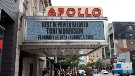 In A Rare Move Harlem S Apollo Theater Named Kennedy Center Honors