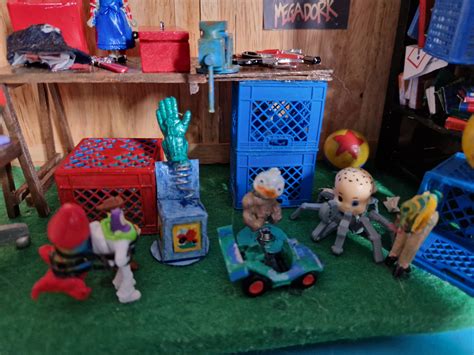 Disney fan recreates miniature versions of Andy and Sid’s rooms from