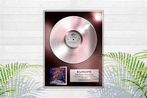 Europe — платиновый диск в рамке (с) VinylLab