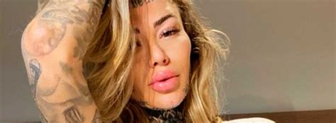 Estrella De Onlyfans Asegura Tener La Vagina M S Tatuada Del Mundo