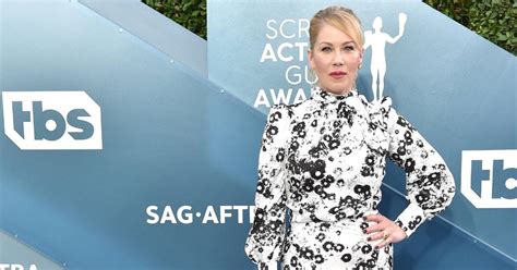 Christina Applegate Uses Cane During First Public Appearance Since ...