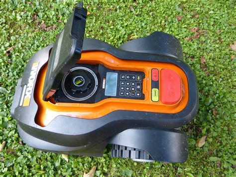 How Do Robot Lawn Mowers Work? - Lawnstarter