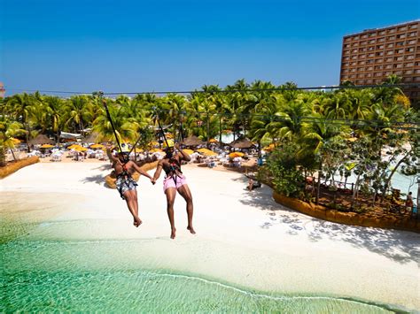 Divers O Garantida Todos Pagam Meia No Hot Beach Ol Mpia Durante Fevereiro E Mar O Uai Turismo