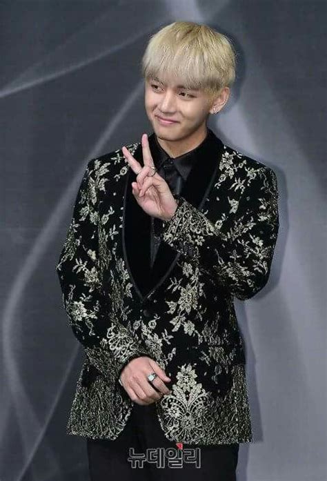 V Bts Wings Bts Wings About Bts Nice To Meet Kim Tae Hyung