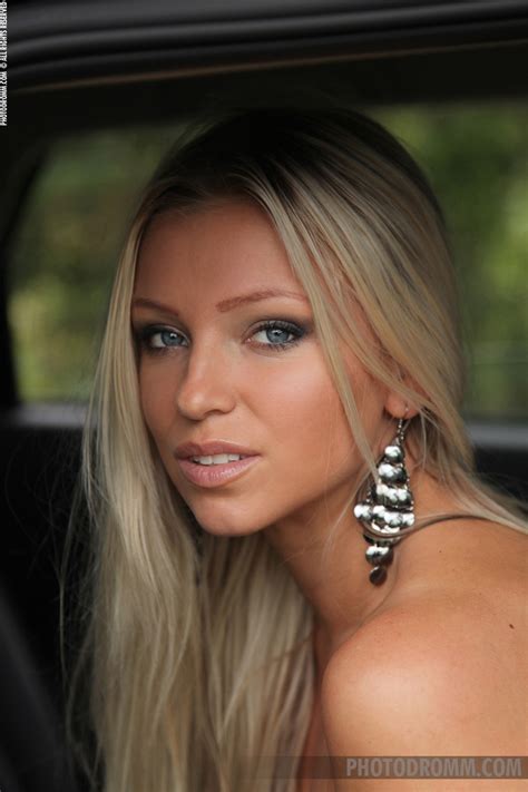 Stunning Blonde Blanca By Photodromm Erotic Beauties