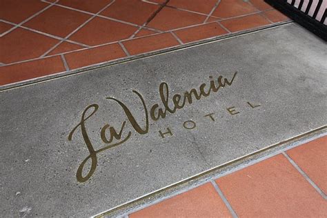 La Valencia Hotel also known as the pink lady @ La Jolla, CA | La ...