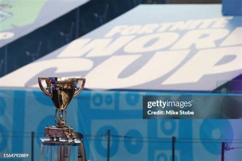 Fortnite World Cup Photos And Premium High Res Pictures Getty Images