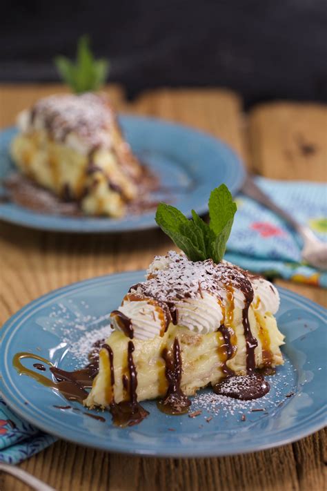 Emeril Lagasse’s Banana Cream Pie With Caramel Chocolate Drizzles Banana Cream Pie Sweet