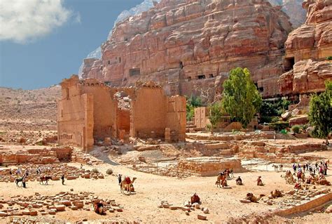 Petra History Map Location Images And Facts Britannica