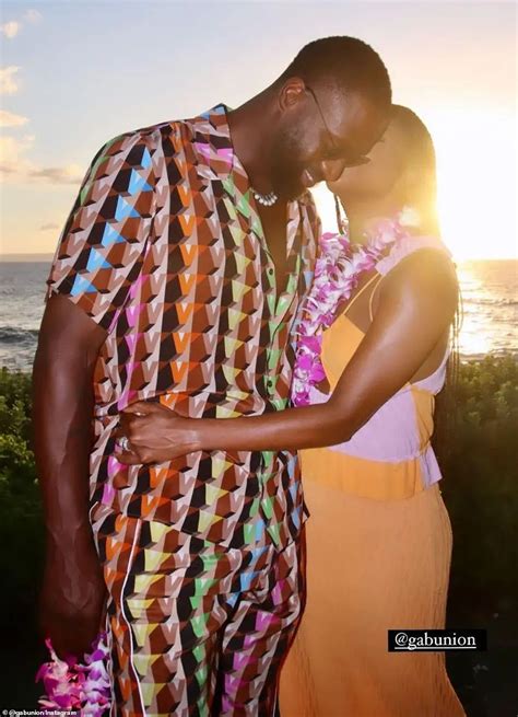 Gabrielle Union 50 Flaunts Her Very Toned Figure In A Strappy Bikini Daily Mail Online