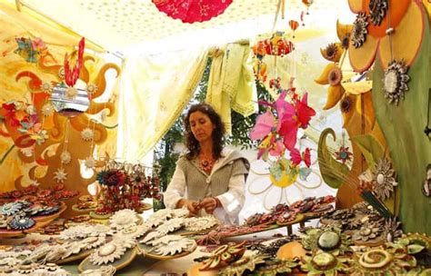 El Mercadillo De Las Dalias En Sant Carles De Peralta Ibiza