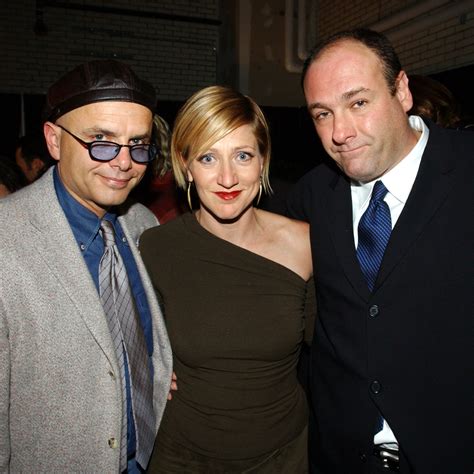 Unwrapping Christmas: Mia's Prince (2025): Cast, Plot, Trailer, Photos