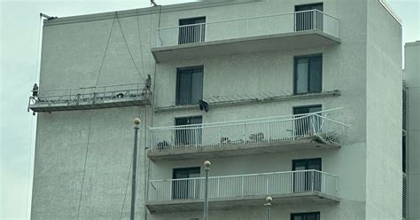 Philadelphia Man Dies In Sea Isle City Balcony Collapse Cbs Philadelphia