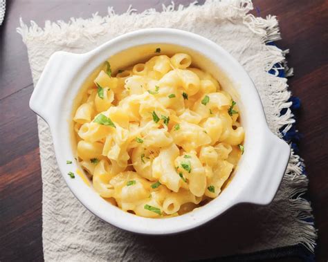 5-Minutes Microwave Mac and Cheese